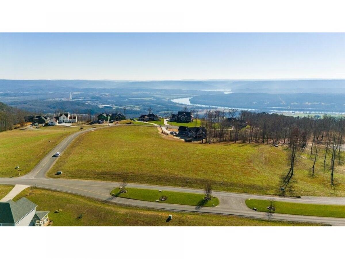 Picture of Residential Land For Sale in Jasper, Tennessee, United States