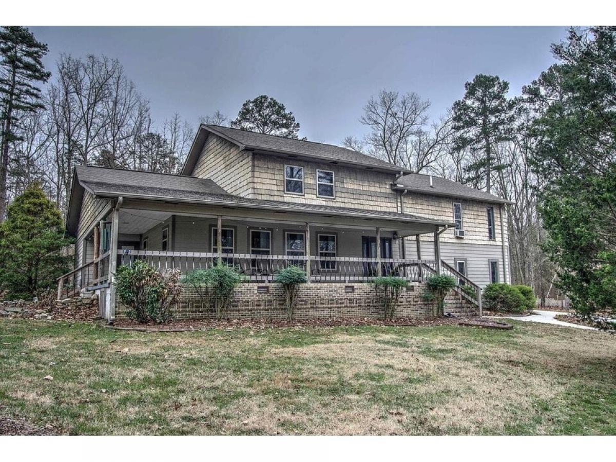 Picture of Home For Sale in Rising Fawn, Georgia, United States