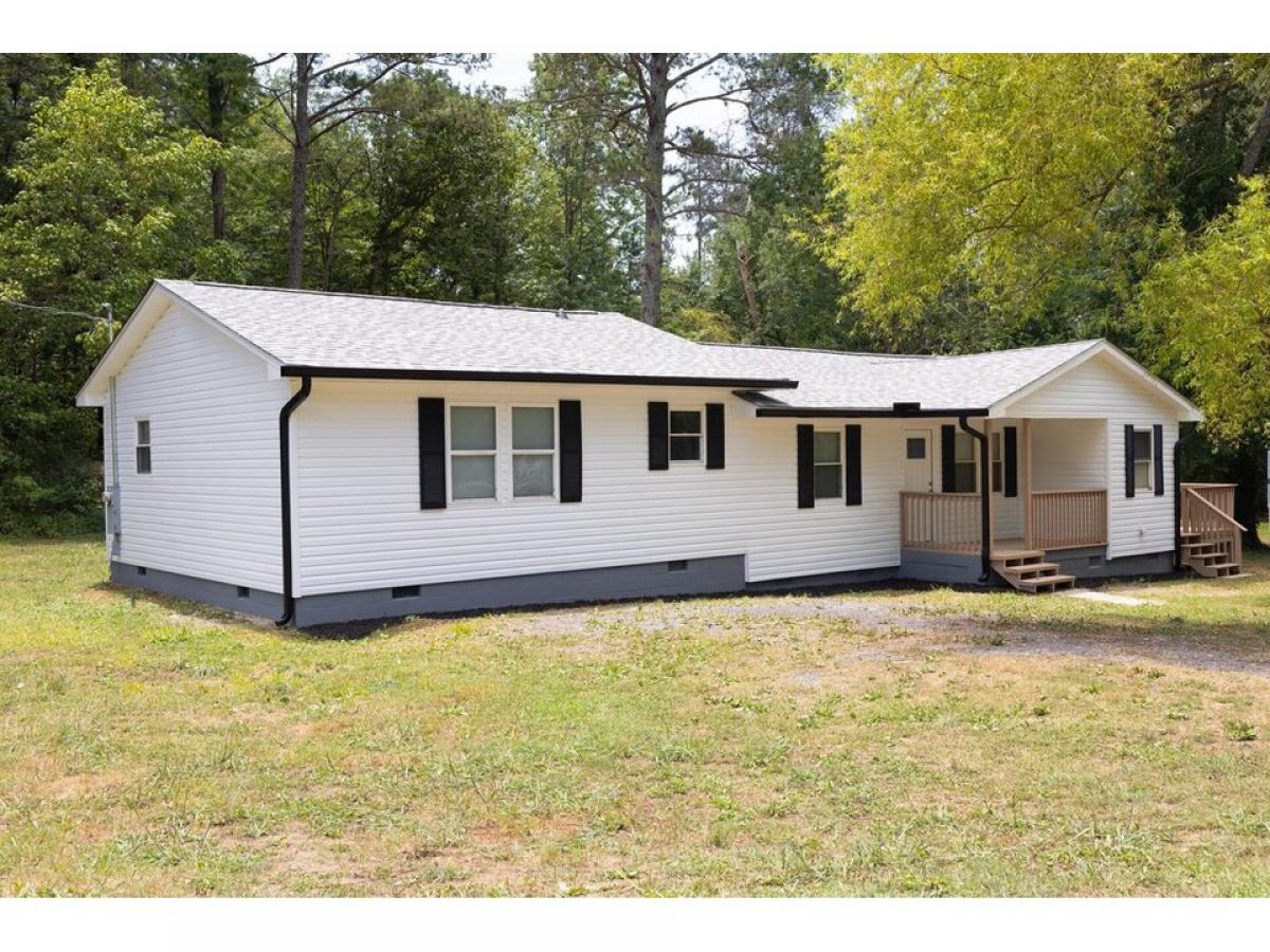 Picture of Home For Sale in Lafayette, Georgia, United States