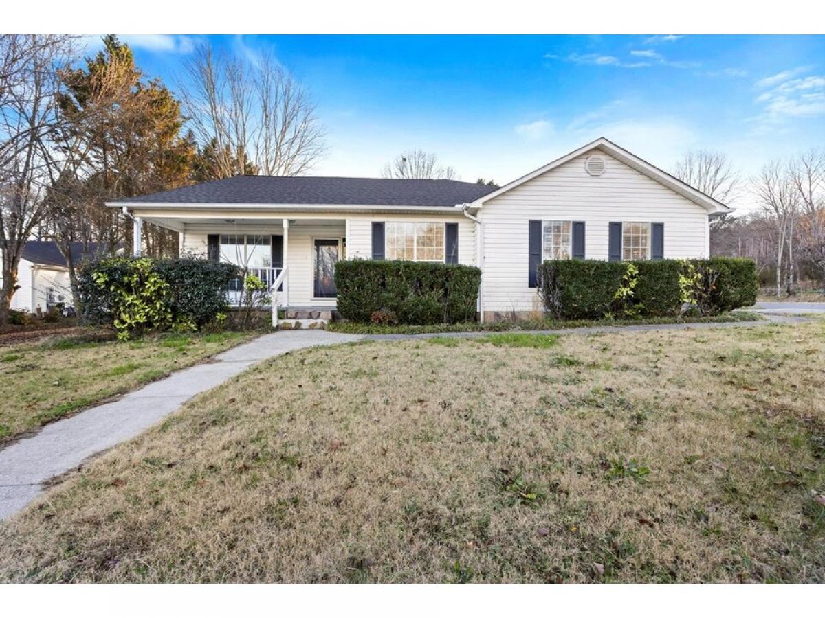 Picture of Home For Sale in Dalton, Georgia, United States