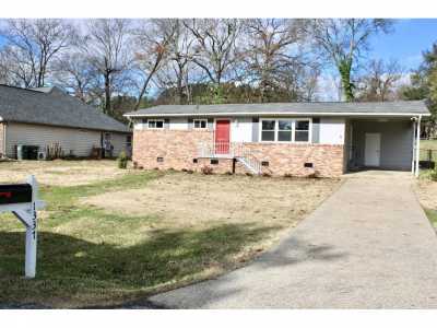 Home For Sale in Hixson, Tennessee