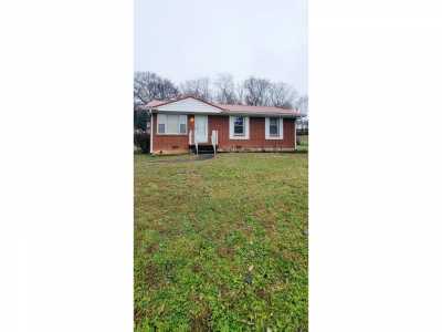 Home For Sale in Hixson, Tennessee