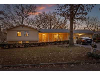 Home For Sale in Hixson, Tennessee