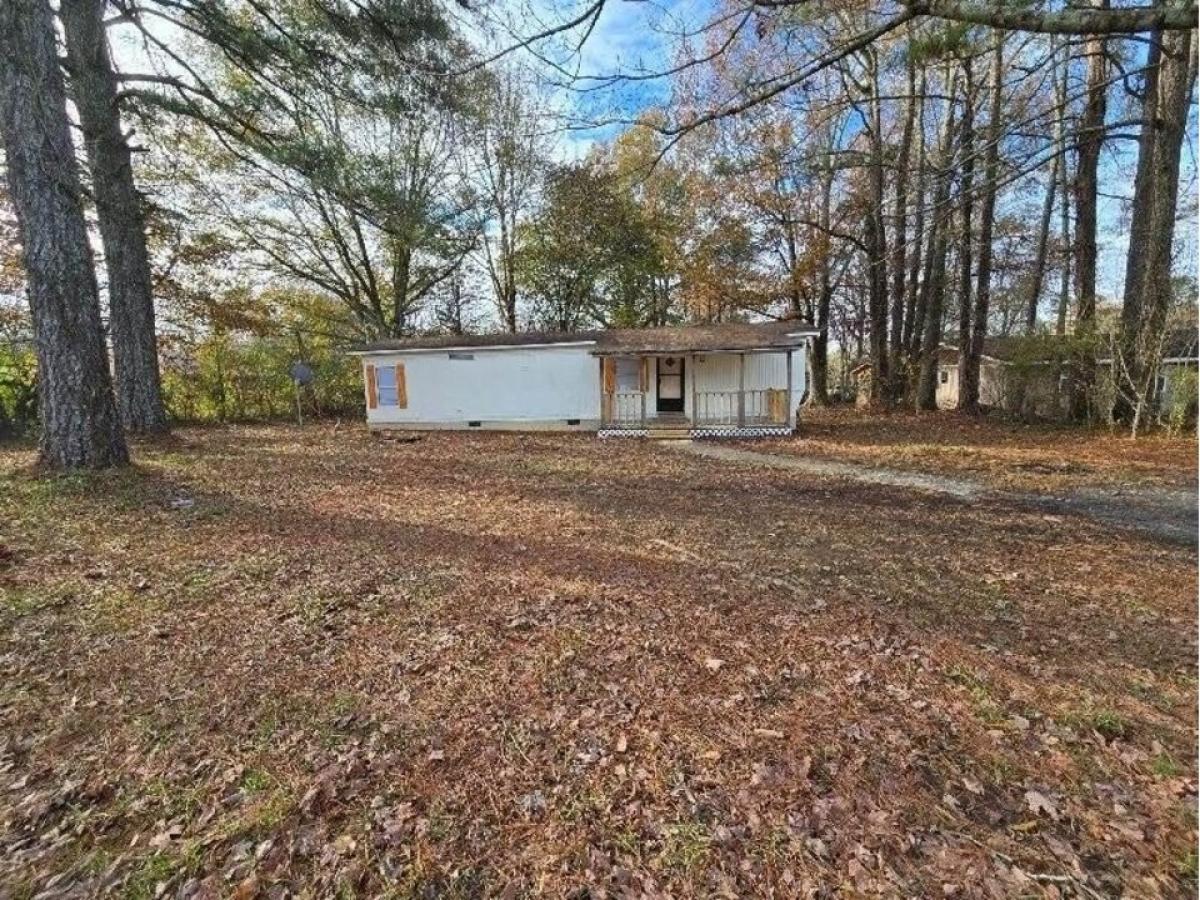 Picture of Home For Sale in Dalton, Georgia, United States