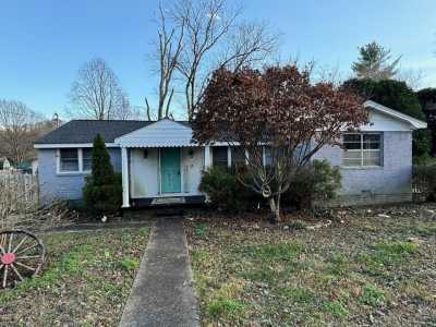 Home For Sale in Athens, Tennessee