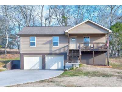 Home For Sale in Jasper, Tennessee