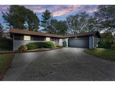 Home For Sale in Cleveland, Tennessee