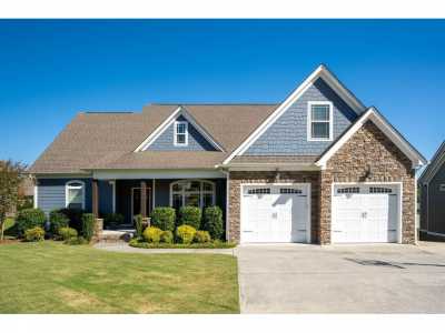 Home For Sale in Ringgold, Georgia