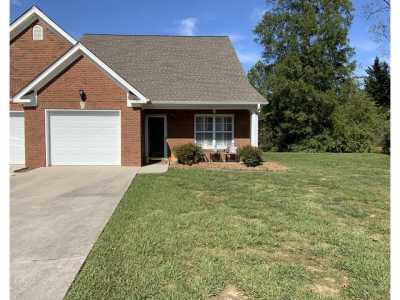 Home For Sale in Rossville, Georgia