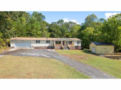 Home For Sale in Ringgold, Georgia