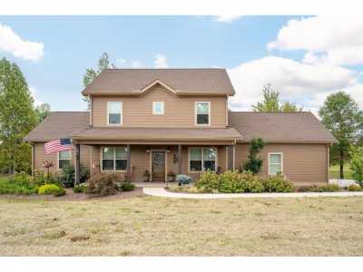 Home For Sale in Jasper, Tennessee