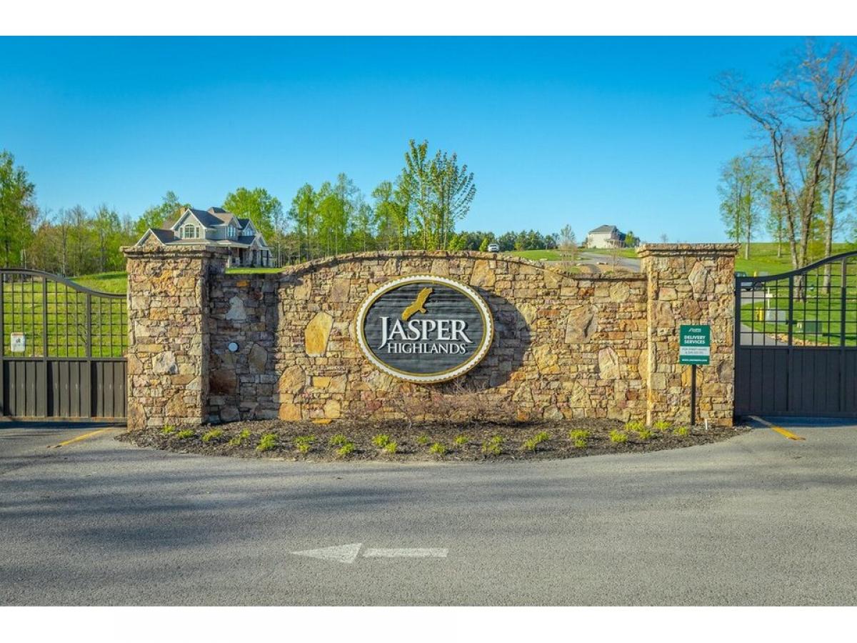 Picture of Residential Land For Sale in Jasper, Tennessee, United States