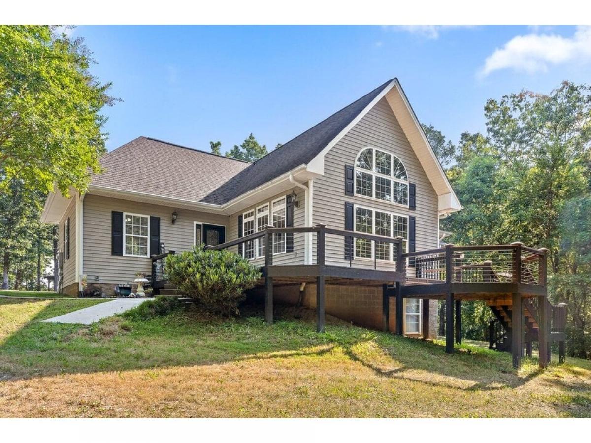 Picture of Home For Sale in Harrison, Tennessee, United States