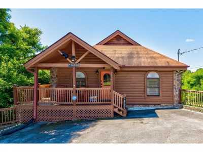 Home For Sale in Sevierville, Tennessee