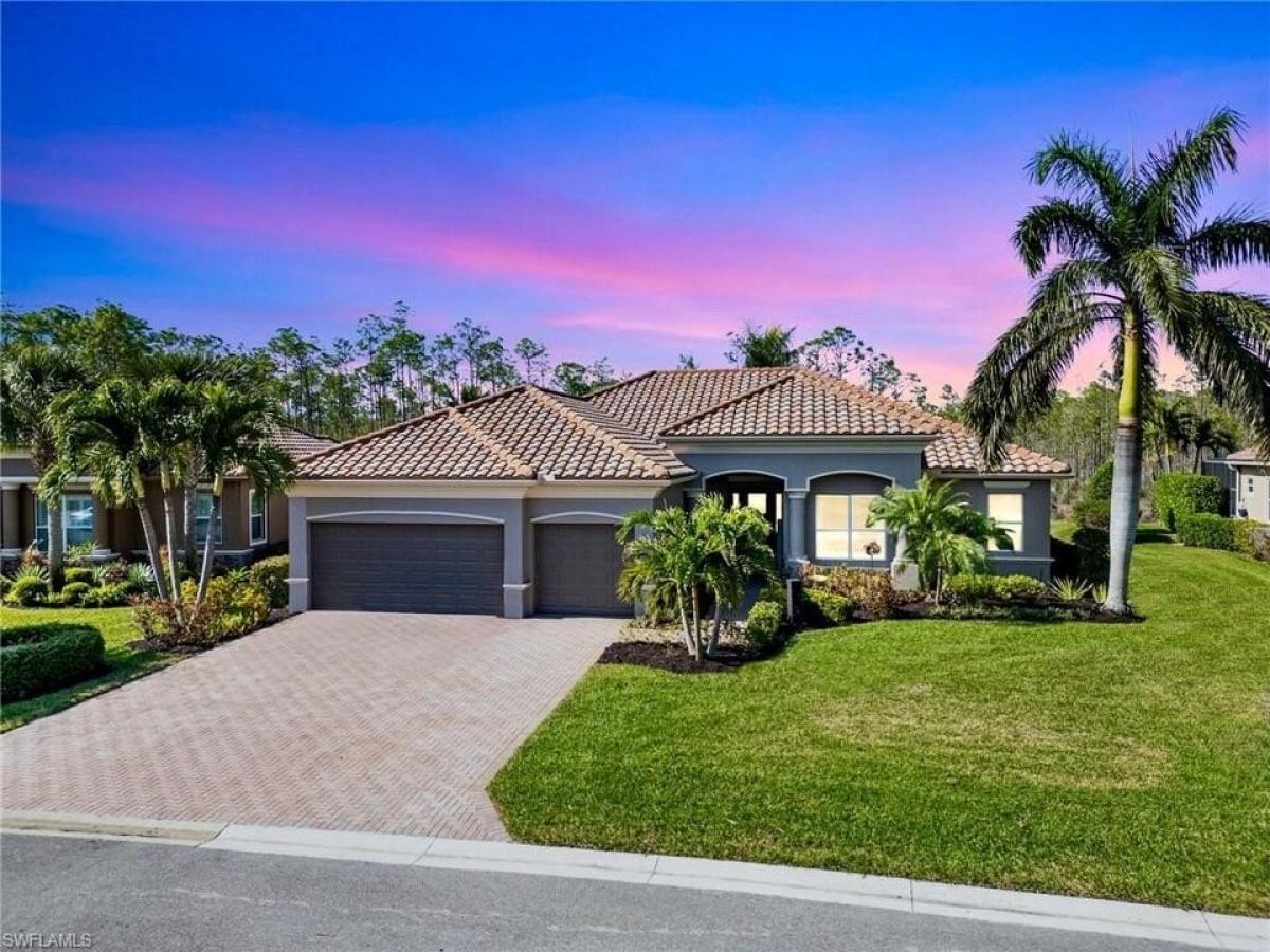 Picture of Home For Sale in Estero, Florida, United States