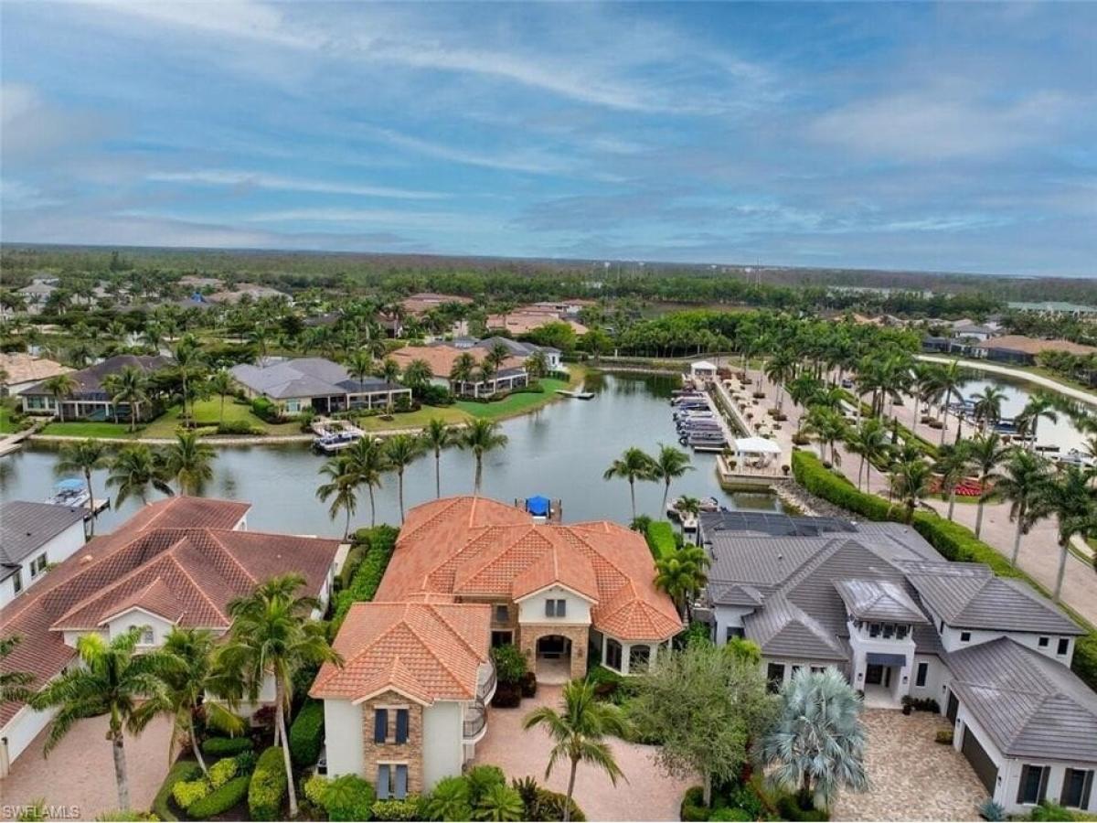 Picture of Home For Sale in Miromar Lakes, Florida, United States