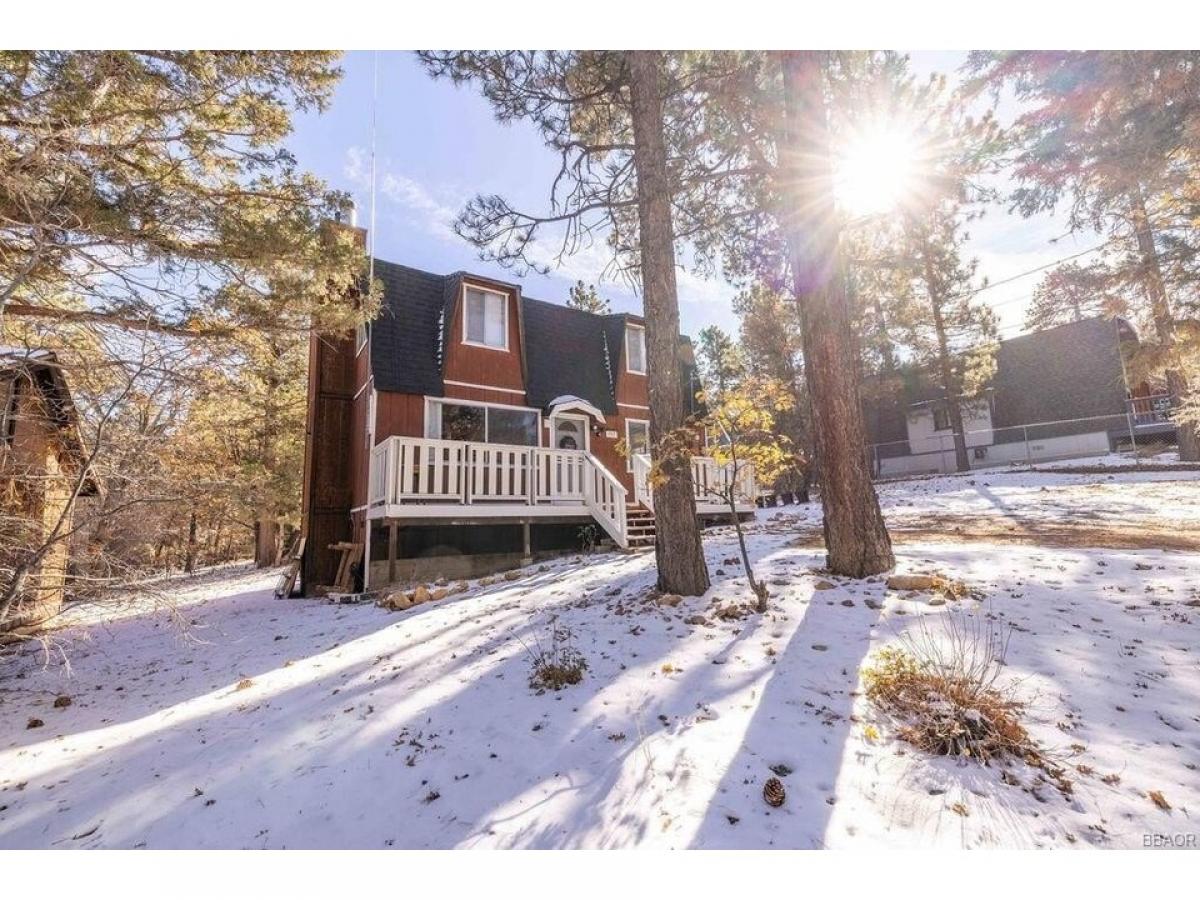 Picture of Home For Sale in Sugarloaf, California, United States