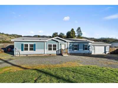 Home For Sale in Redwood Valley, California