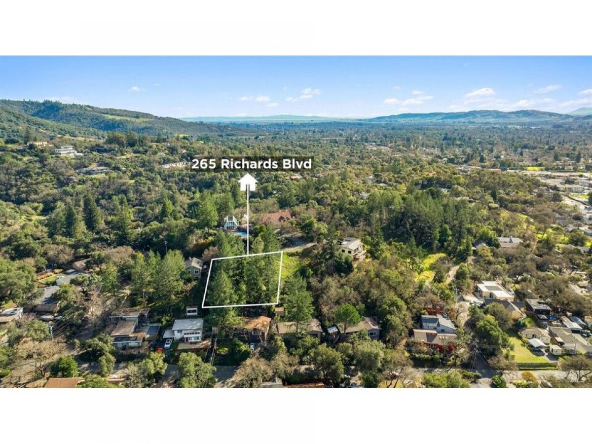 Picture of Residential Land For Sale in Sonoma, California, United States