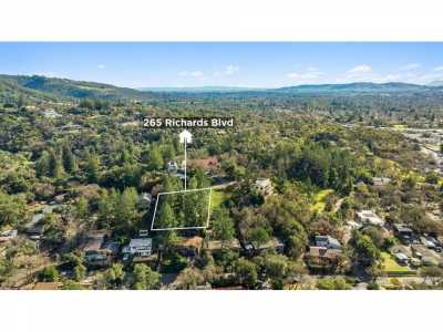 Residential Land For Sale in Sonoma, California