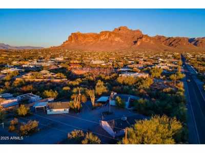 Home For Sale in Apache Junction, Arizona