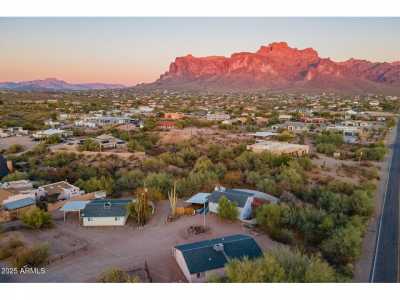 Home For Sale in Apache Junction, Arizona