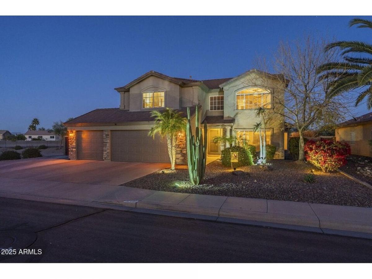 Picture of Home For Sale in San Tan Valley, Arizona, United States