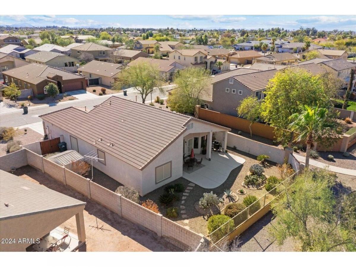 Picture of Home For Sale in Casa Grande, Arizona, United States