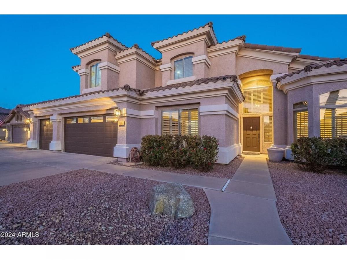 Picture of Home For Sale in Gilbert, Arizona, United States