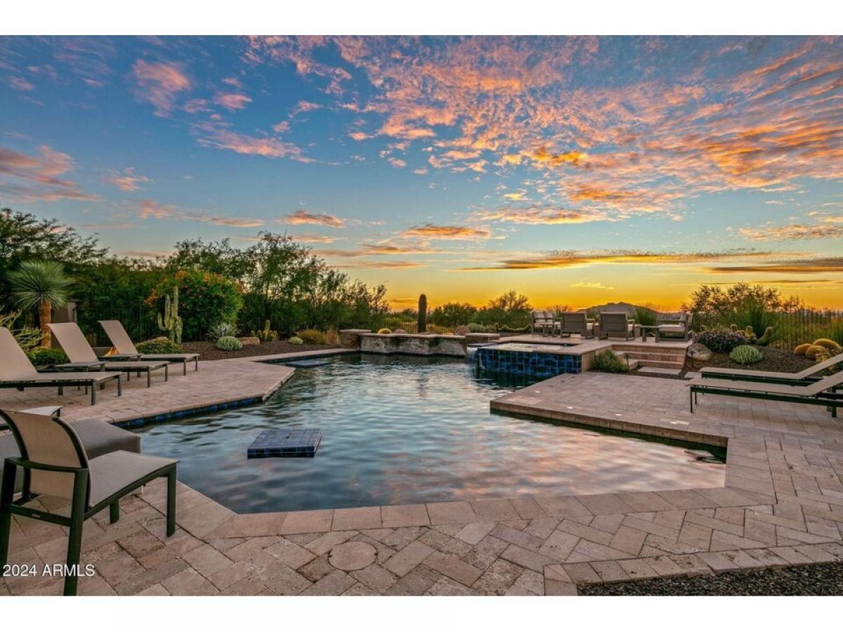 Picture of Home For Sale in Scottsdale, Arizona, United States