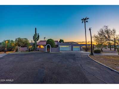 Home For Sale in Mesa, Arizona