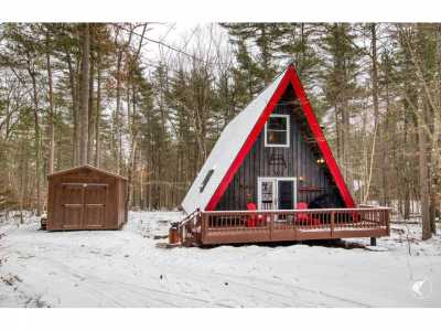 Home For Sale in Jay, New York