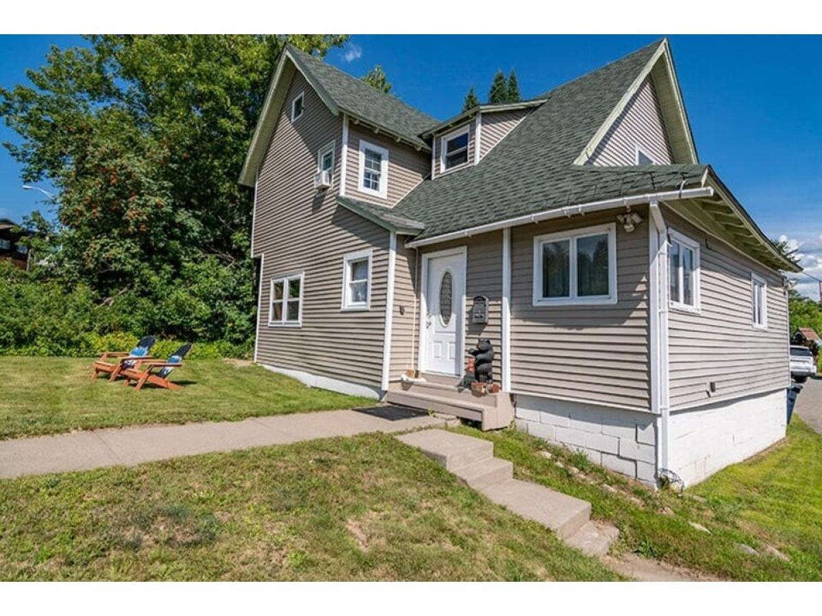 Picture of Home For Sale in Lake Placid, New York, United States