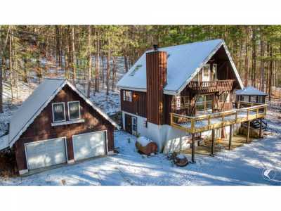 Home For Sale in Jay, New York