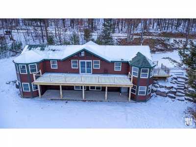 Home For Sale in Jay, New York