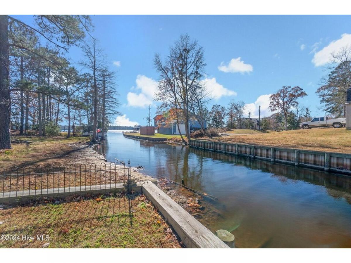 Picture of Home For Sale in Hertford, North Carolina, United States