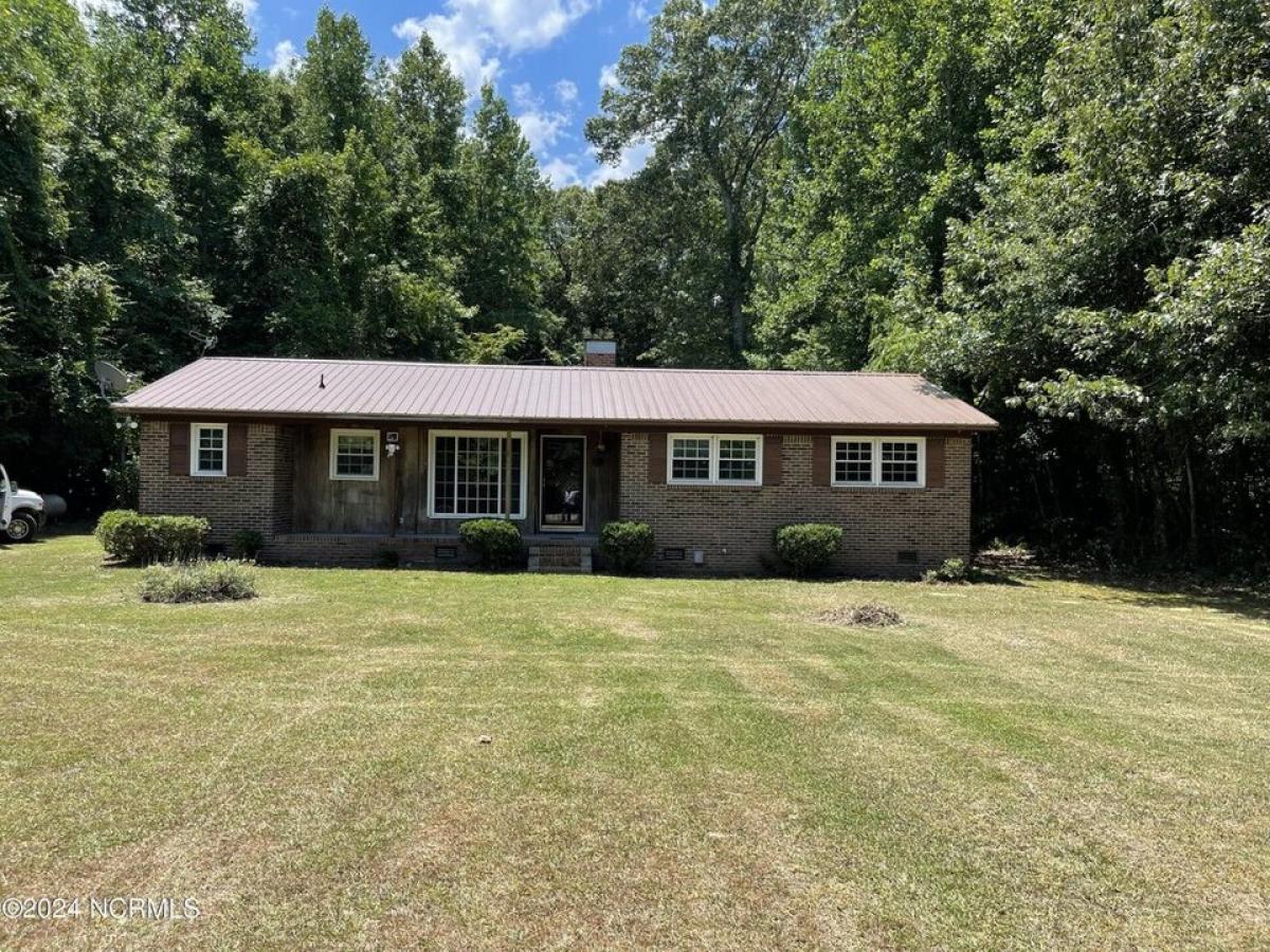 Picture of Home For Sale in Roper, North Carolina, United States