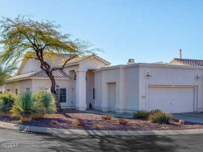 Home For Sale in Oro Valley, Arizona