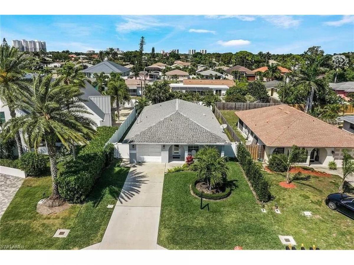 Picture of Home For Sale in Naples, Florida, United States