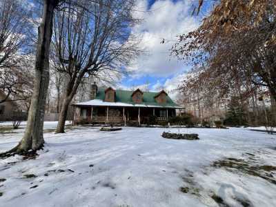 Home For Sale in Seymour, Tennessee