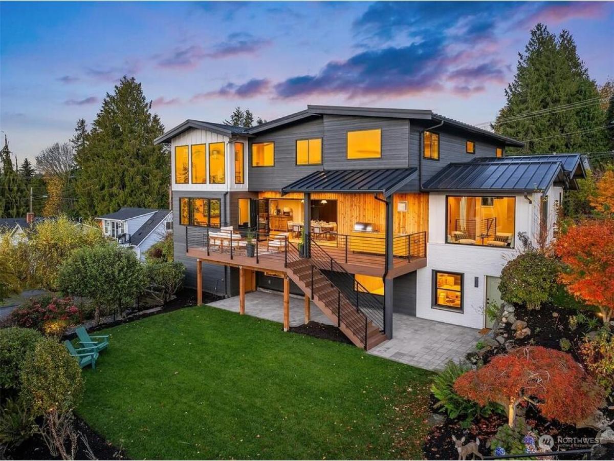 Picture of Home For Sale in Edmonds, Washington, United States