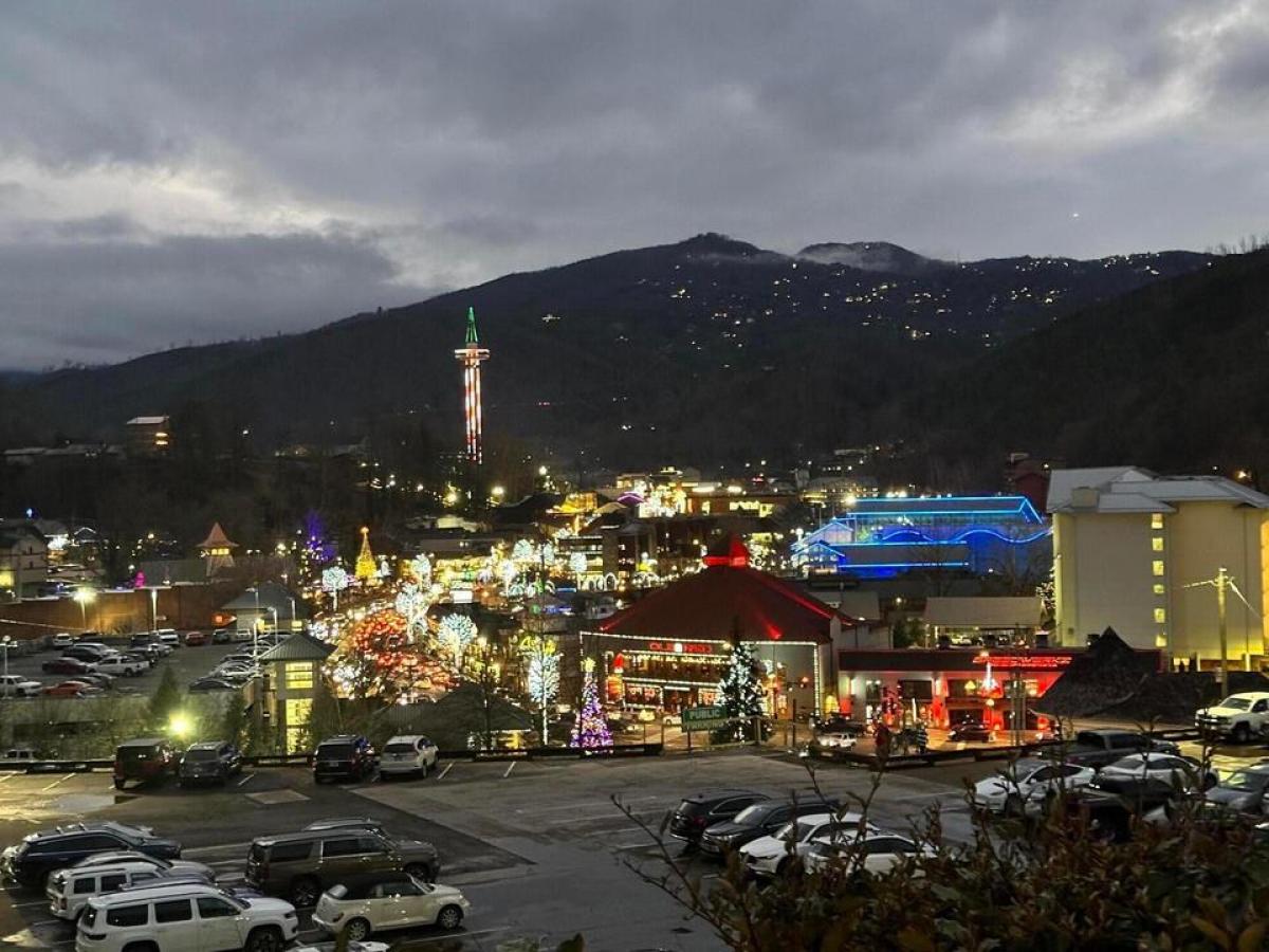 Picture of Condo For Sale in Gatlinburg, Tennessee, United States