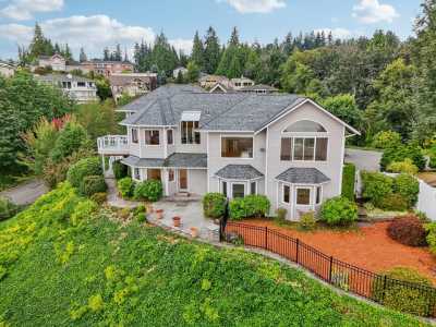 Home For Sale in Everett, Washington