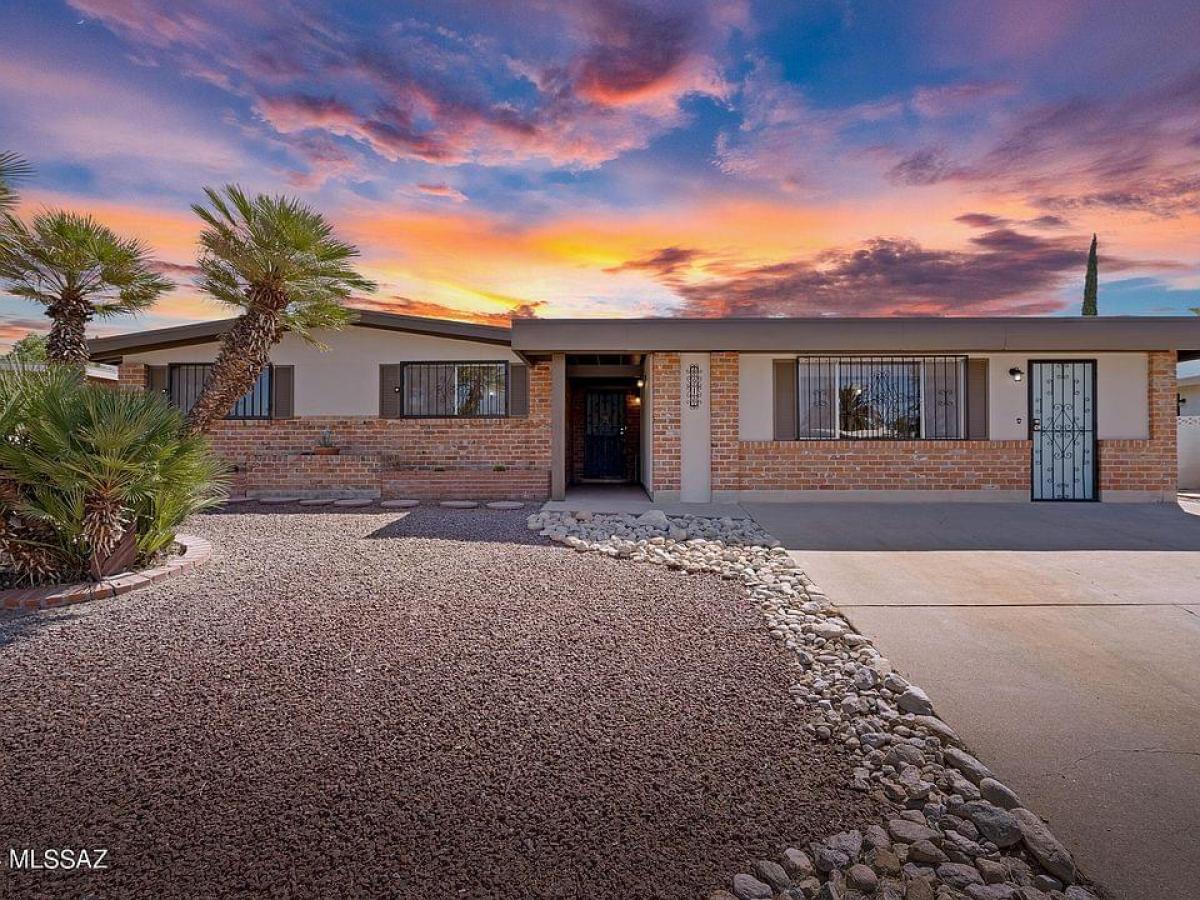 Picture of Home For Sale in Tucson, Arizona, United States