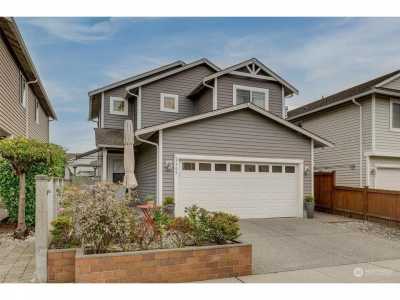 Home For Sale in Everett, Washington