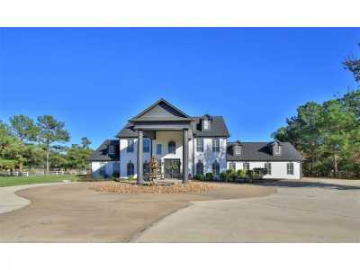 Home For Sale in Hockley, Texas