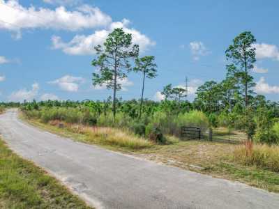 Residential Land For Sale in Smithville, Texas