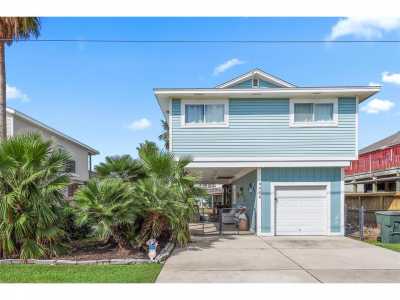 Home For Sale in Galveston, Texas