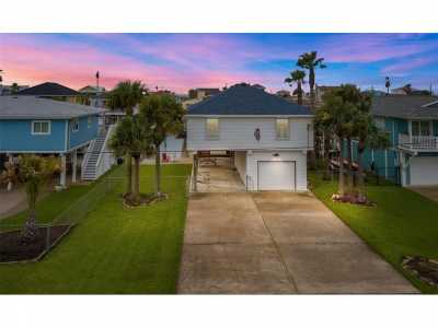 Home For Sale in Galveston, Texas