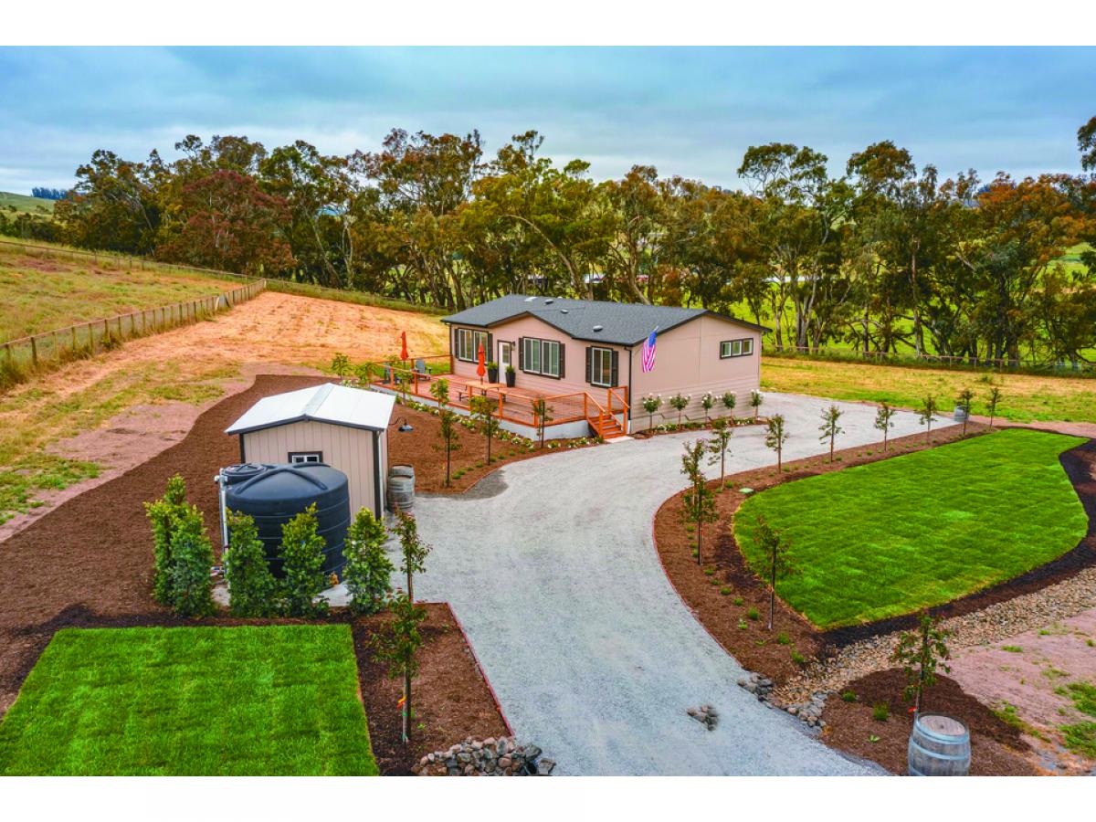 Picture of Home For Sale in Petaluma, California, United States